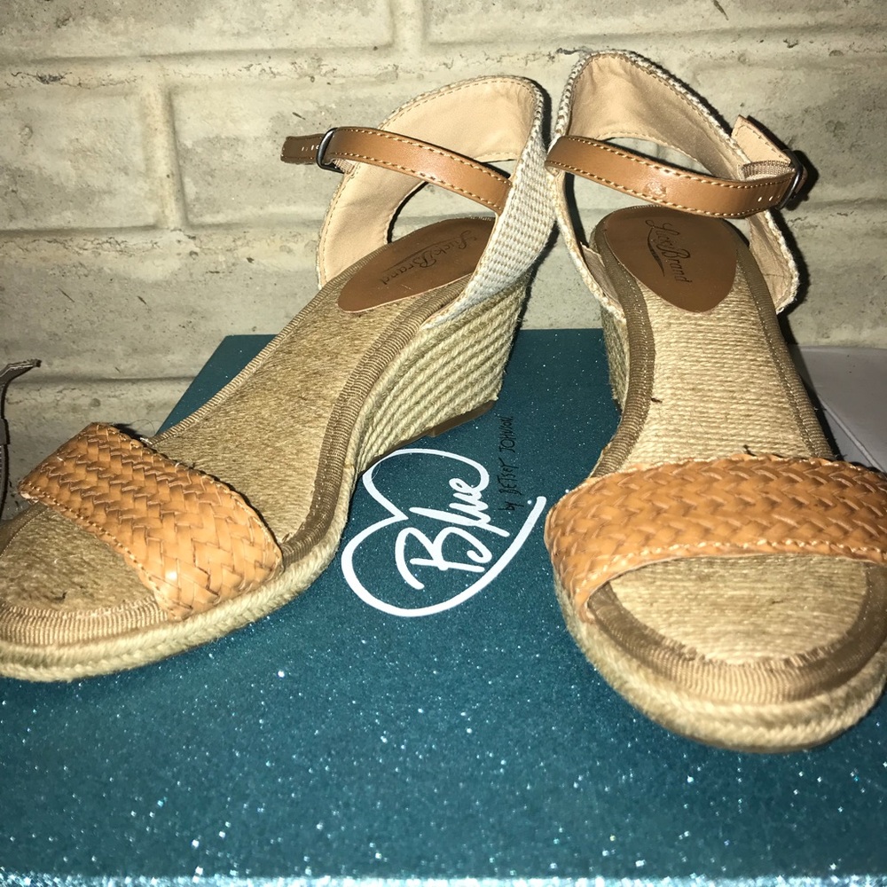 Lucky Brand Tan wedge sandals